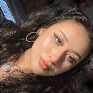 Meet your Posher, Krystal